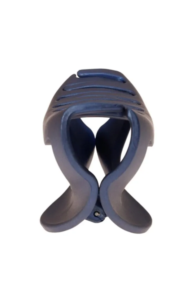 Belle Large Cutout Curve Claw Clip